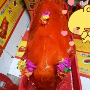 ĐẶT HEO QUAY TẠI HÓC MÔN