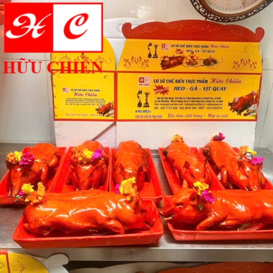 heo sữa quay nguyên con ở tp hcm