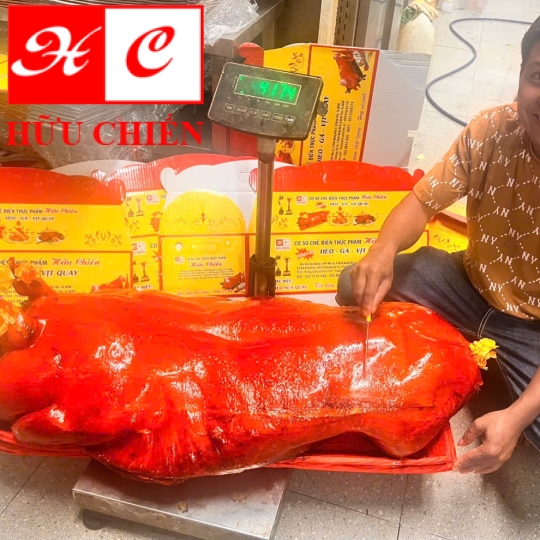 heo quay nguyên con cúng khai trương