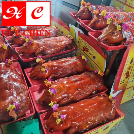 	heo quay nguyên con đám cưới ở tp hcm
